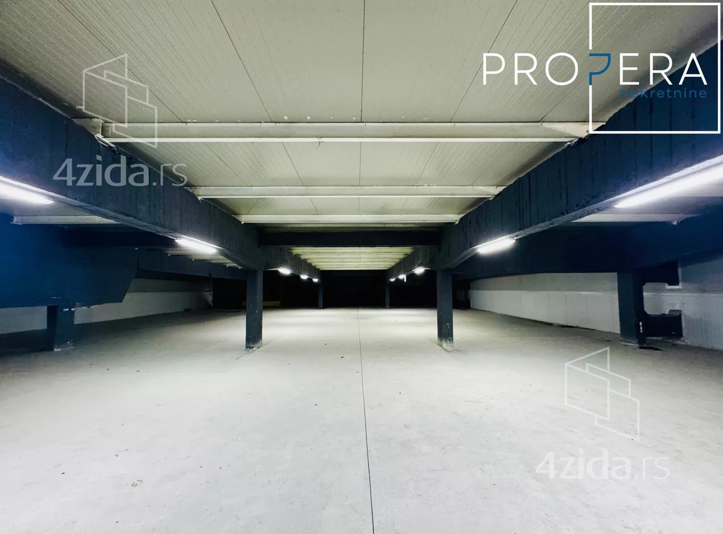 Poslovni prostor | 4zida