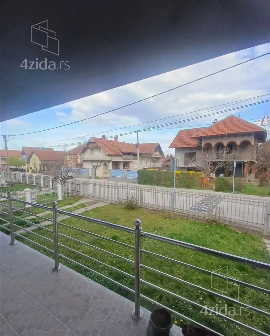 3-etažna kuća | 4zida