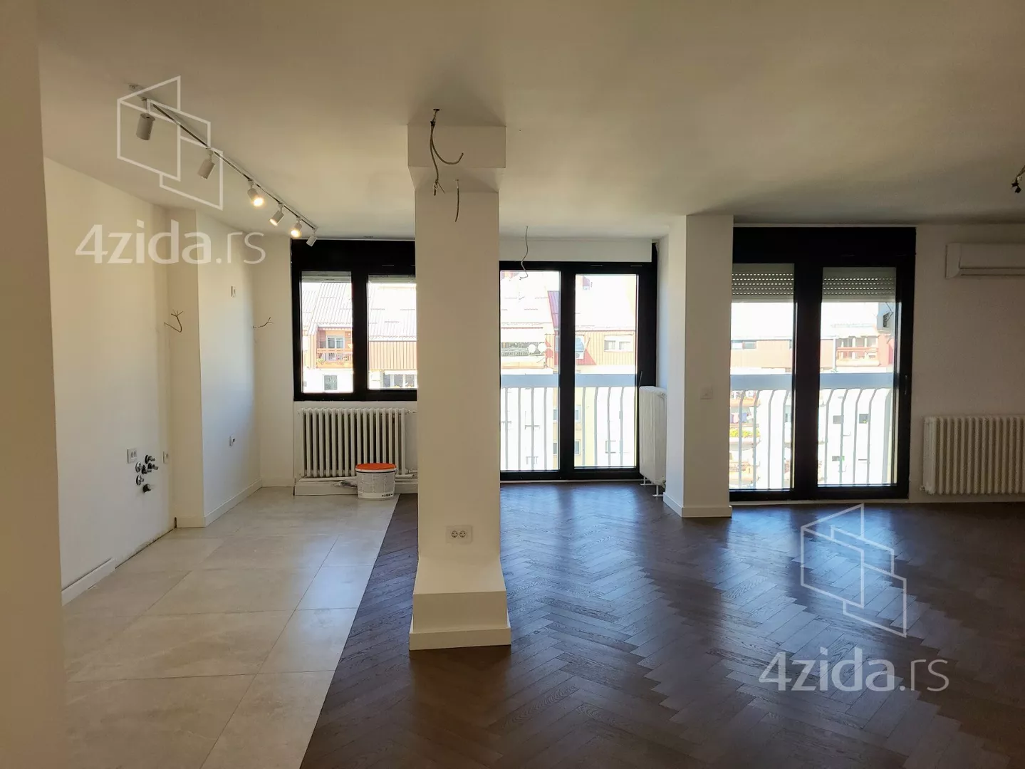 Petosoban stan | 4zida