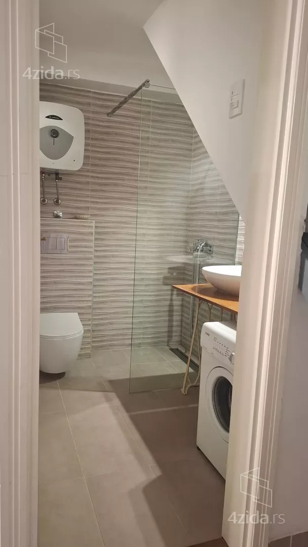 Garsonjera | 4zida