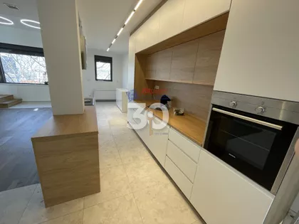 Vrnjačka | 4zida.rs