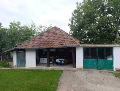 Golubačka 10 | 4zida.rs