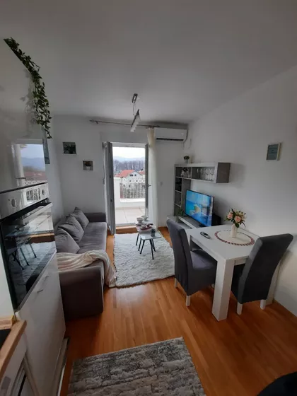 Nemanjina | 4zida.rs