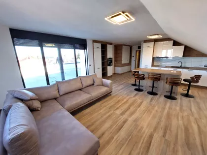 Sremska Kamenica | 4zida.rs