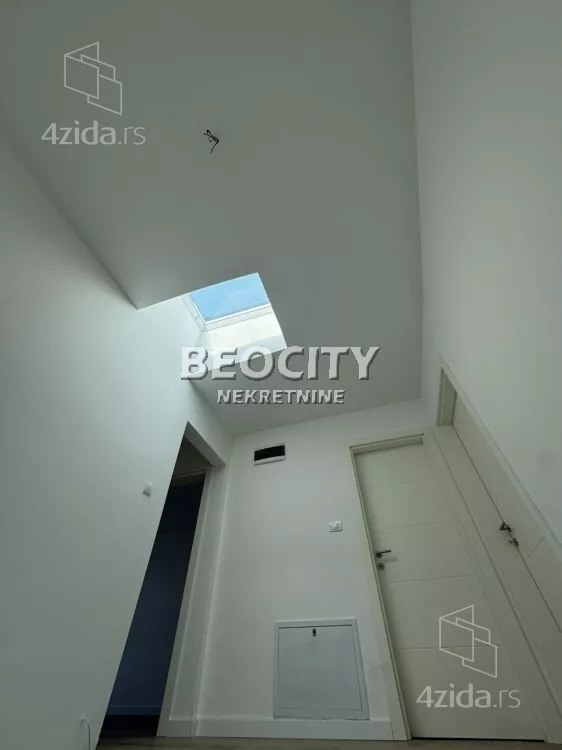 Šestosoban stan | 4zida
