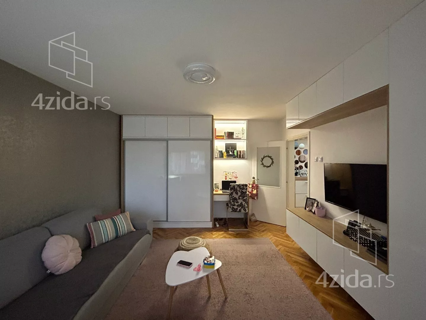 Dvoiposoban stan | 4zida