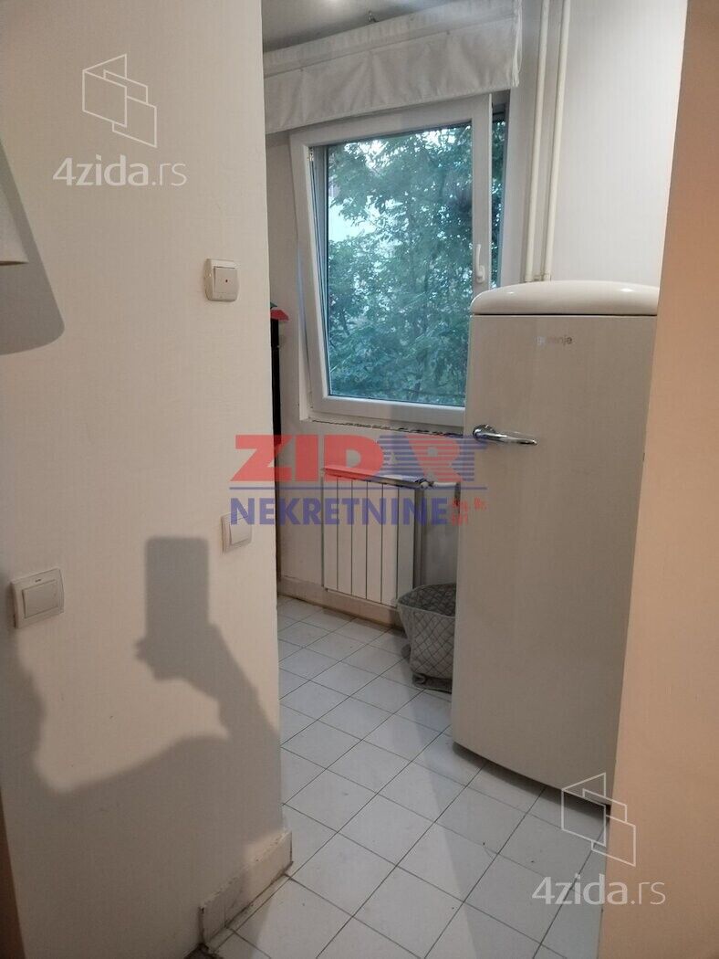 Stan – Beograd - Više