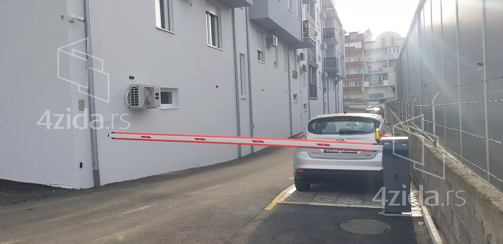 Parking | 4zida