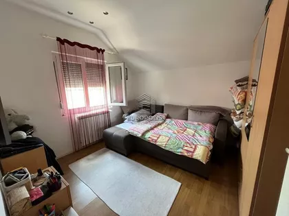 Jakovački Kormadin | 4zida.rs
