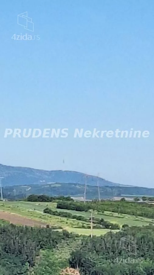 Plac | 4zida