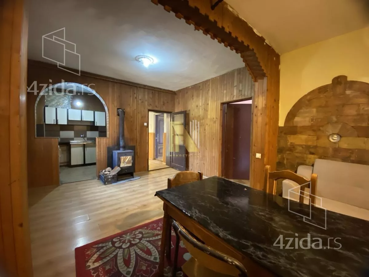 Kuća | 4zida