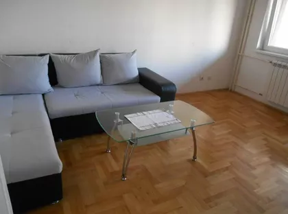 Nede Spasojević | 4zida.rs