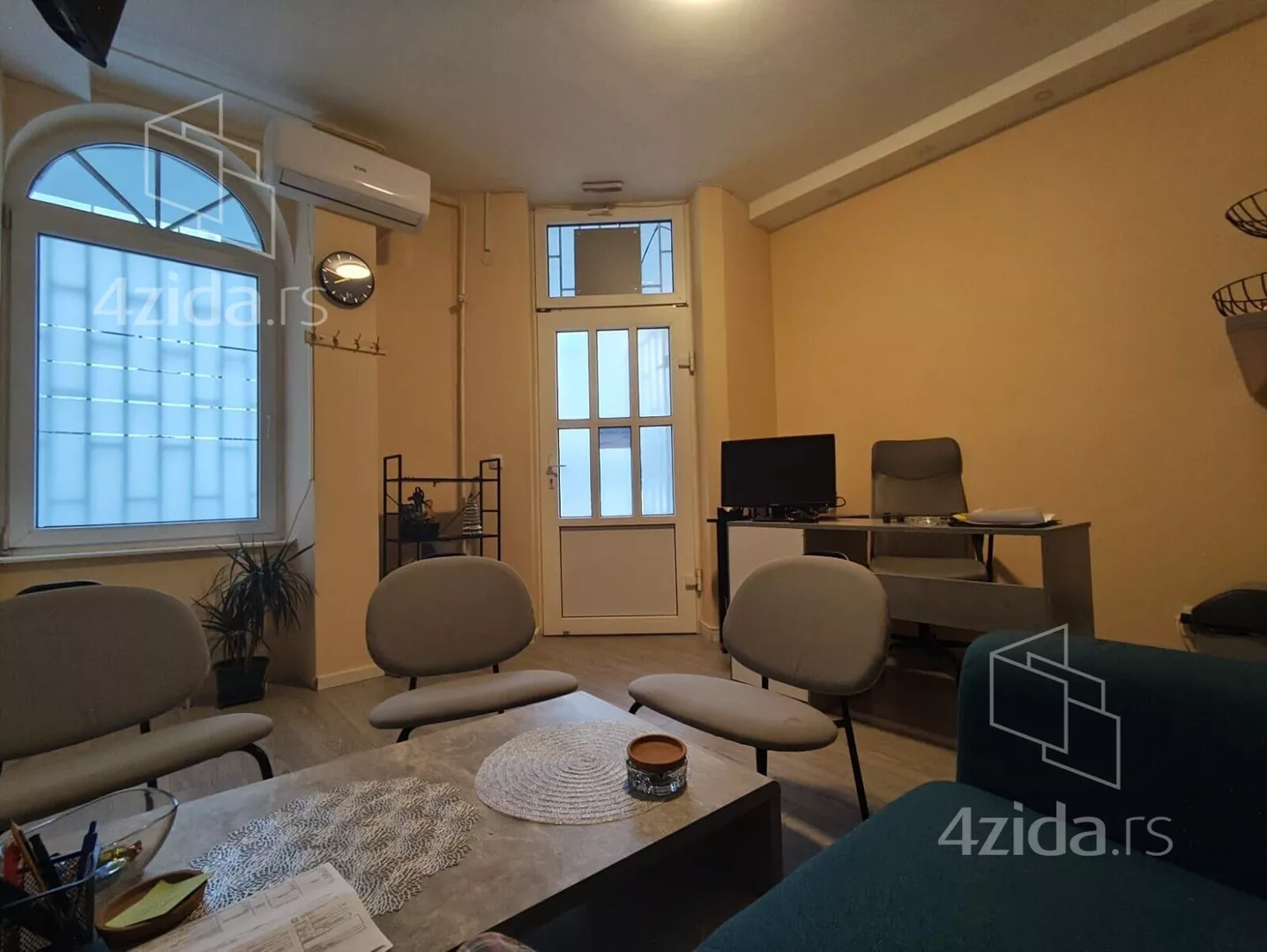 Kancelarija | 4zida