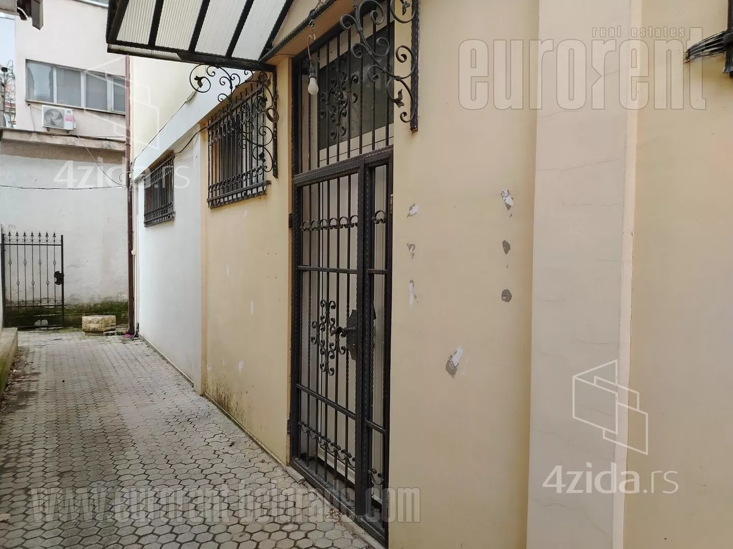 Poslovni prostor | 4zida