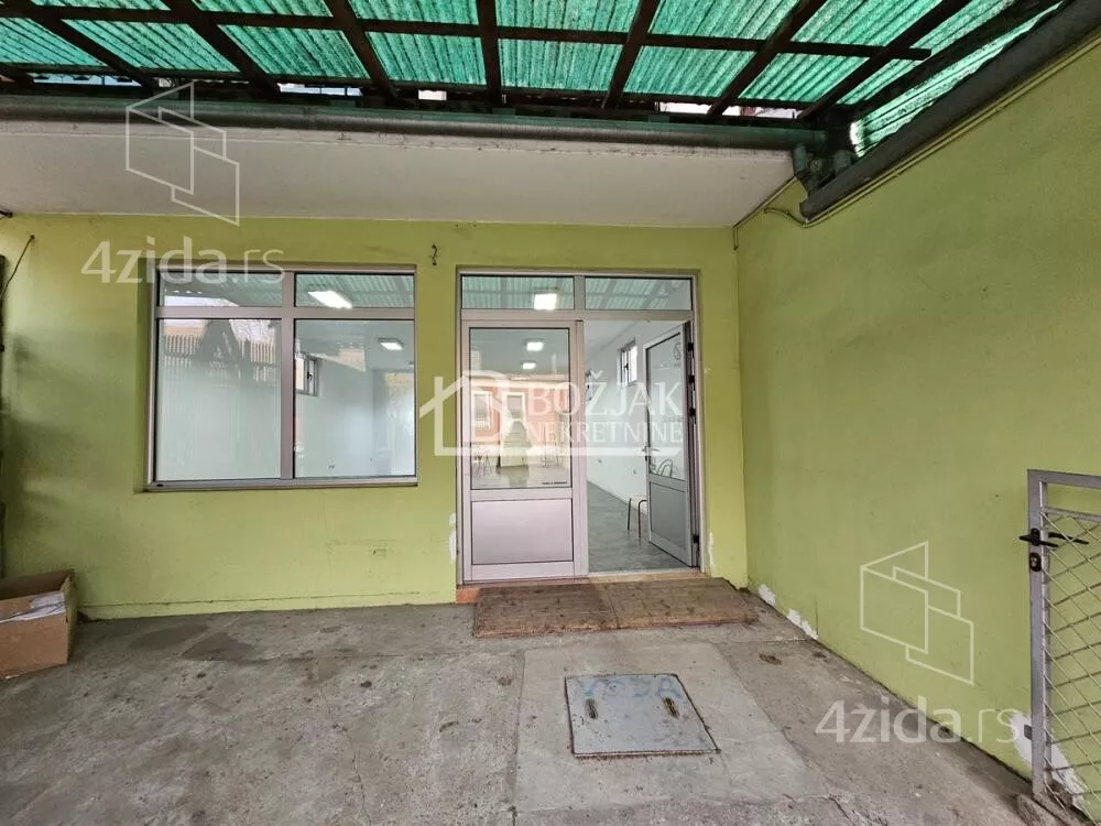 Poslovni prostor | 4zida