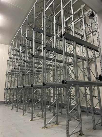 Skladišni Centar | 4zida.rs