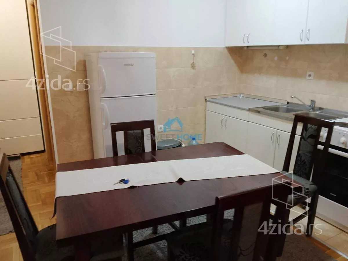 Garsonjera | 4zida