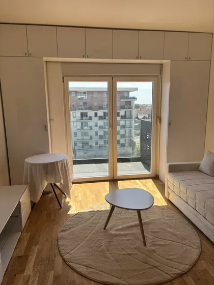 Stari Banovci | 4zida.rs
