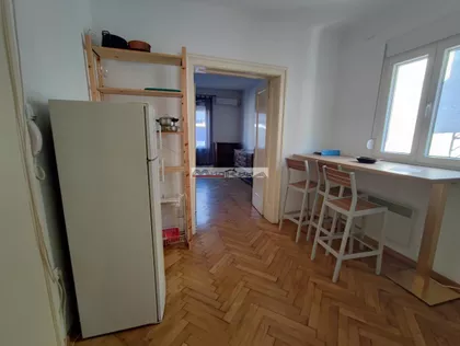 Crveni Krst Vračar | 4zida.rs