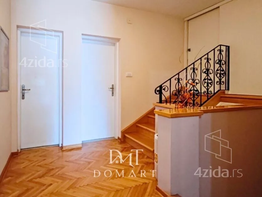 3-etažna kuća | 4zida