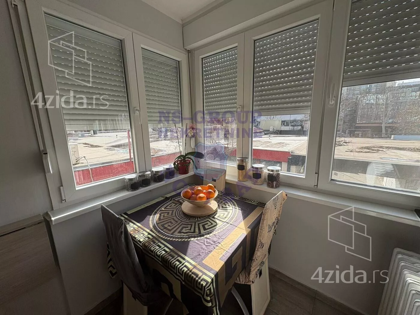 Dvoiposoban stan | 4zida