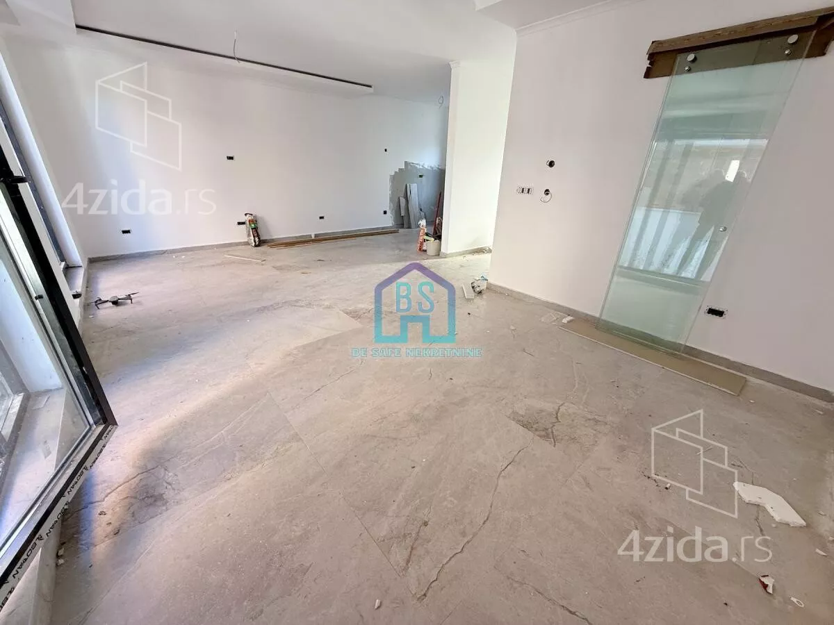 Petosoban stan | 4zida