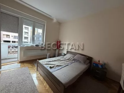 Dimitrije Tucovica | 4zida.rs
