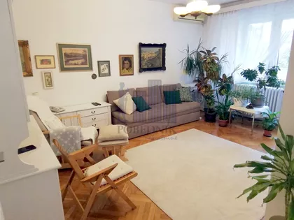 Studentski Trg | 4zida.rs