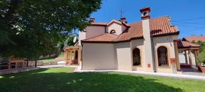 Činovnička Kolonija | 4zida.rs