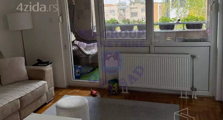 Četvoroiposoban stan | 4zida