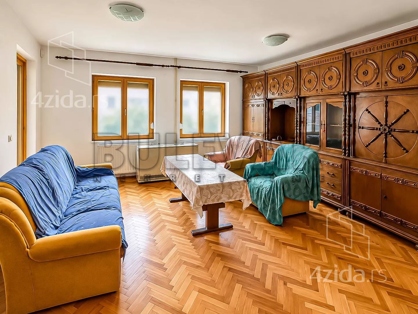 Troiposoban stan | 4zida