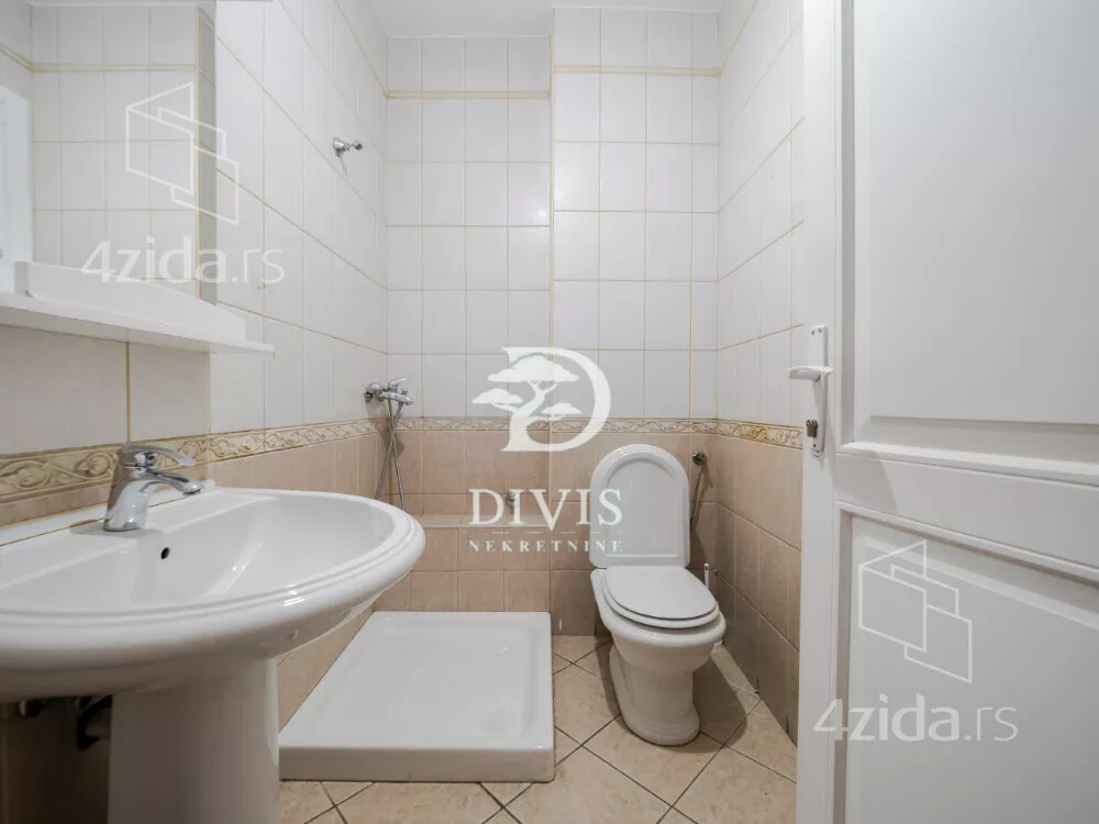 4-etažna kuća | 4zida