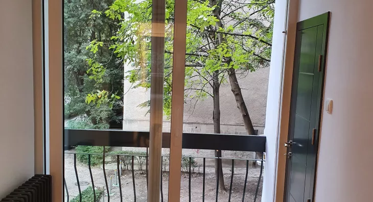 Četvoroiposoban stan | 4zida