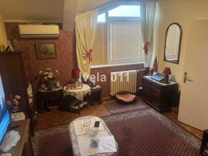 Ustanička | 4zida.rs