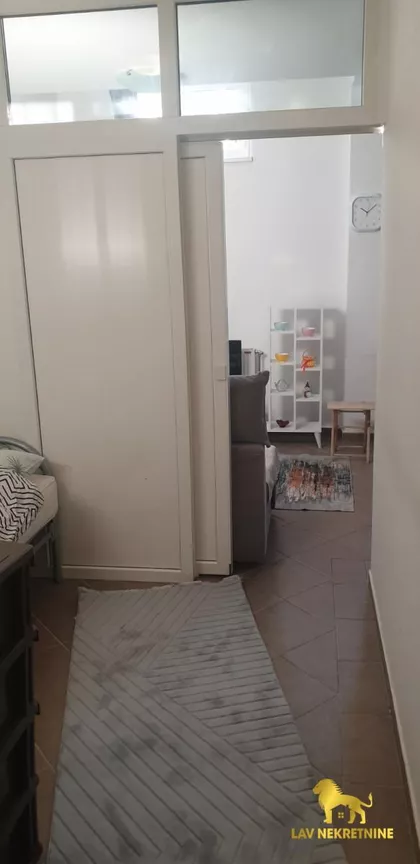 GOGOLJEVA | 4zida.rs