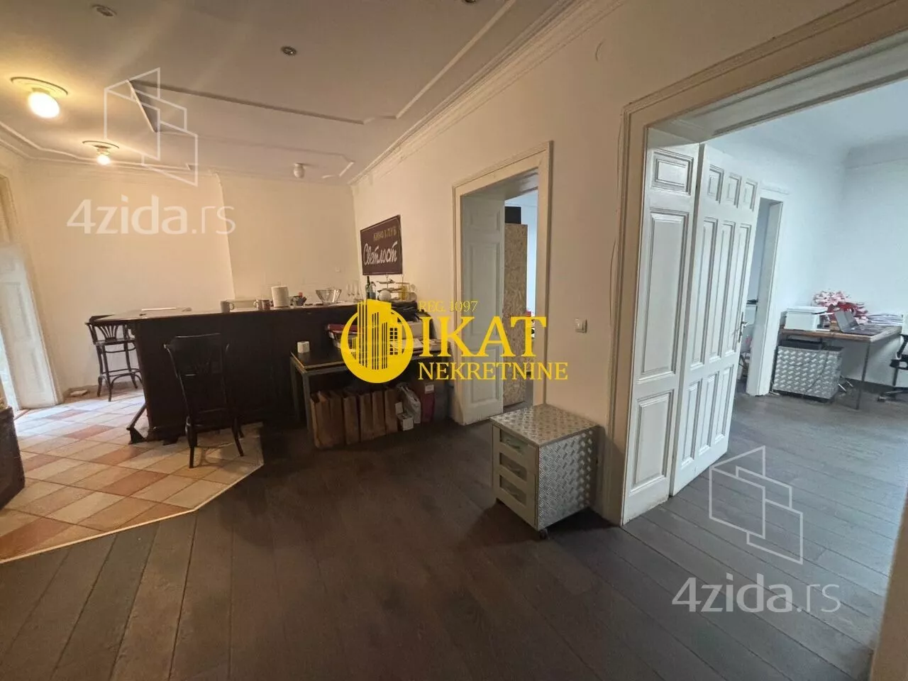 Troiposoban stan | 4zida