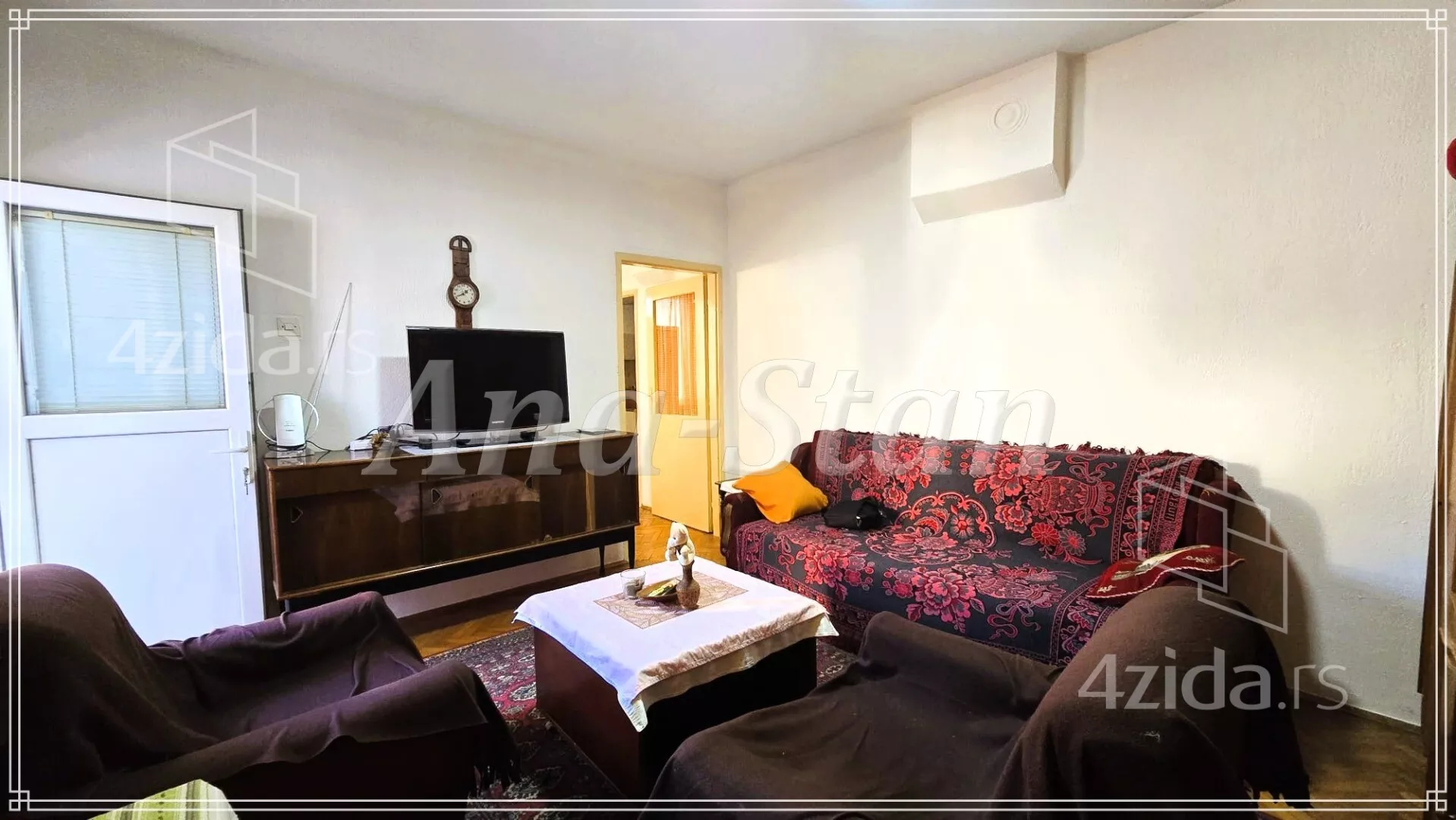 Jednoiposoban stan | 4zida