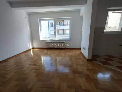 Kajmakčalanska | 4zida.rs