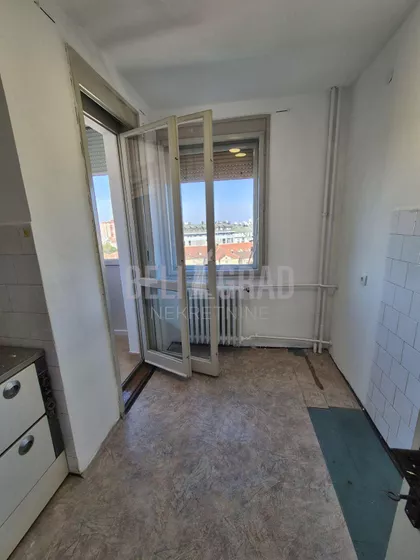 27. marta | 4zida.rs