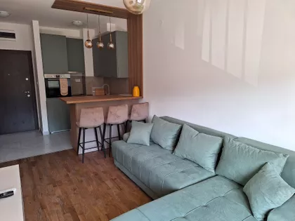 Milovana Gušića 103 | 4zida.rs