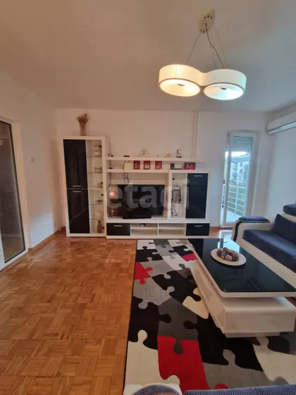 Dvadesetog Oktobra | 4zida.rs