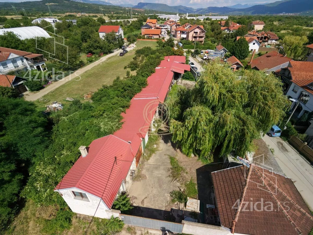 Plac | 4zida