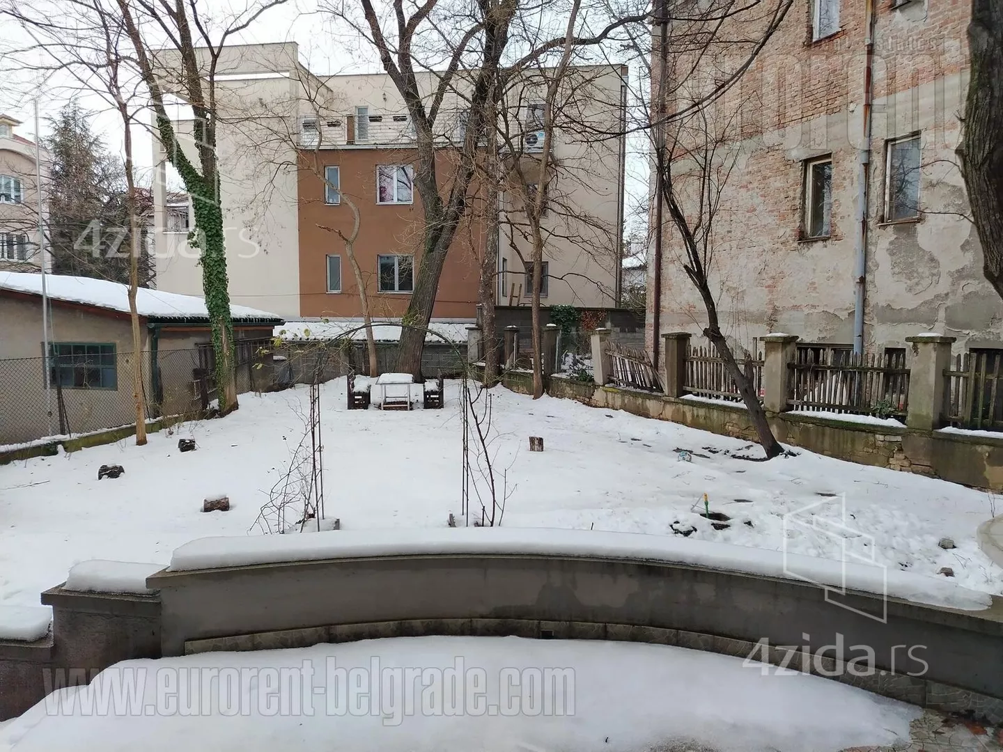 Troiposoban stan | 4zida