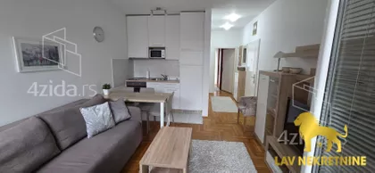 MAJEVIČKA | 4zida.rs