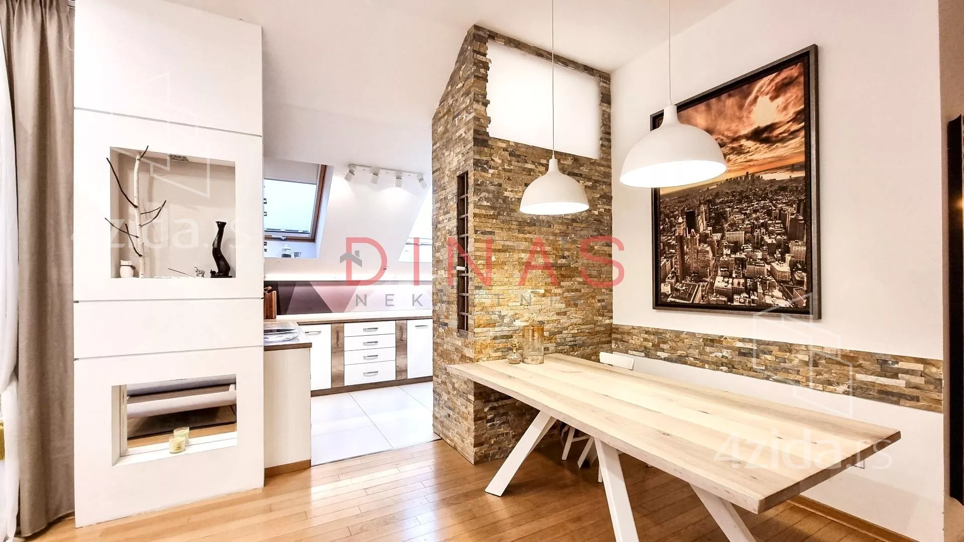 Petosoban stan | 4zida