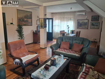 Denino Brdo | 4zida.rs