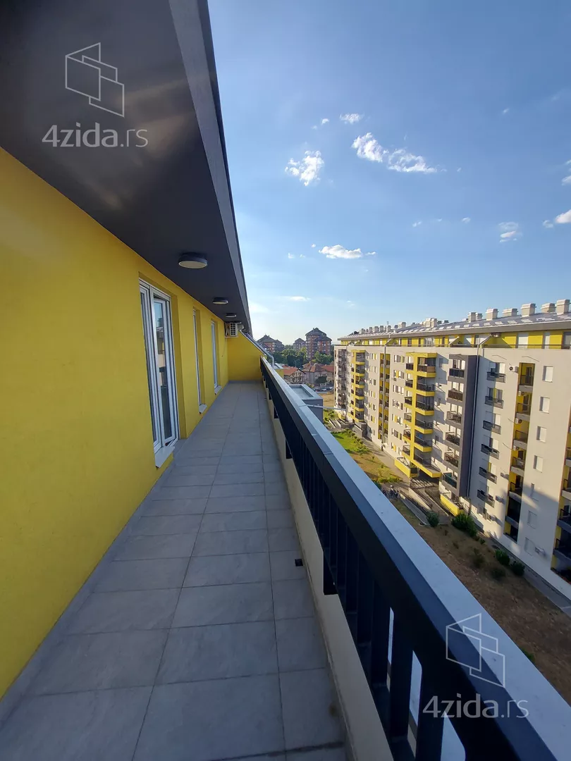Četvorosoban stan | 4zida
