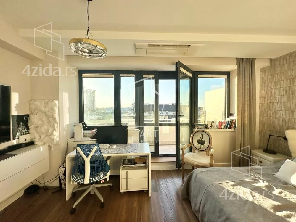 Petosoban stan | 4zida