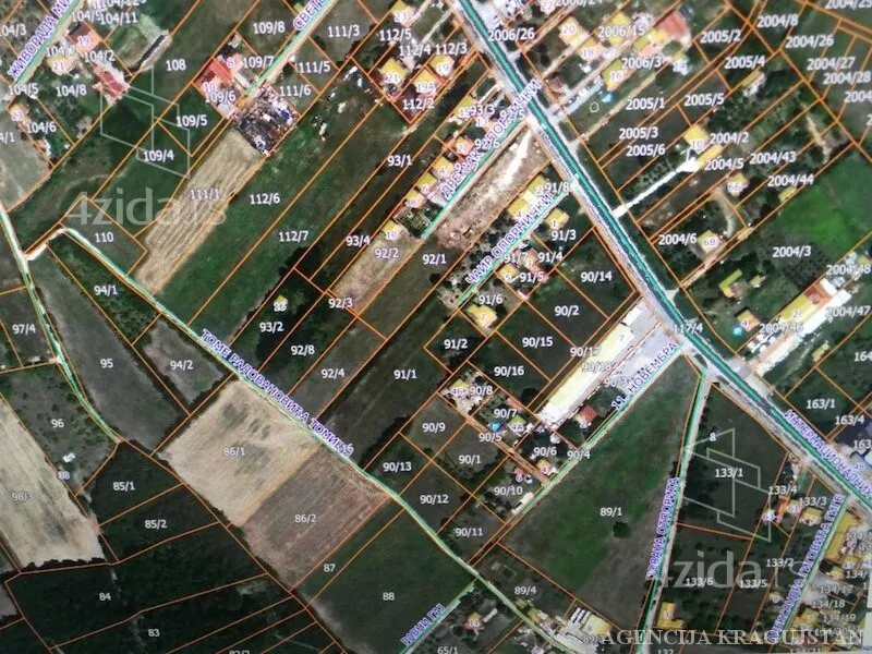 Građevinsko zemljište | 4zida