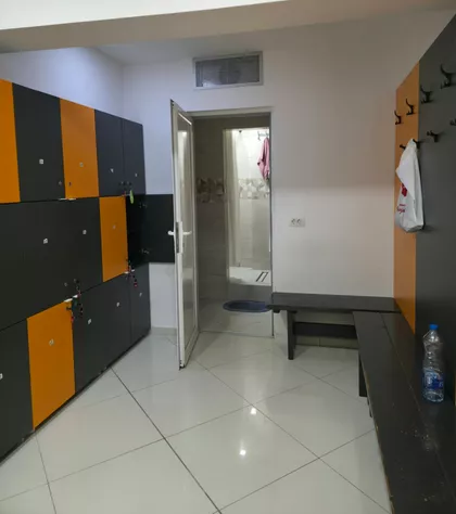 Karađorđeva 27 | 4zida.rs